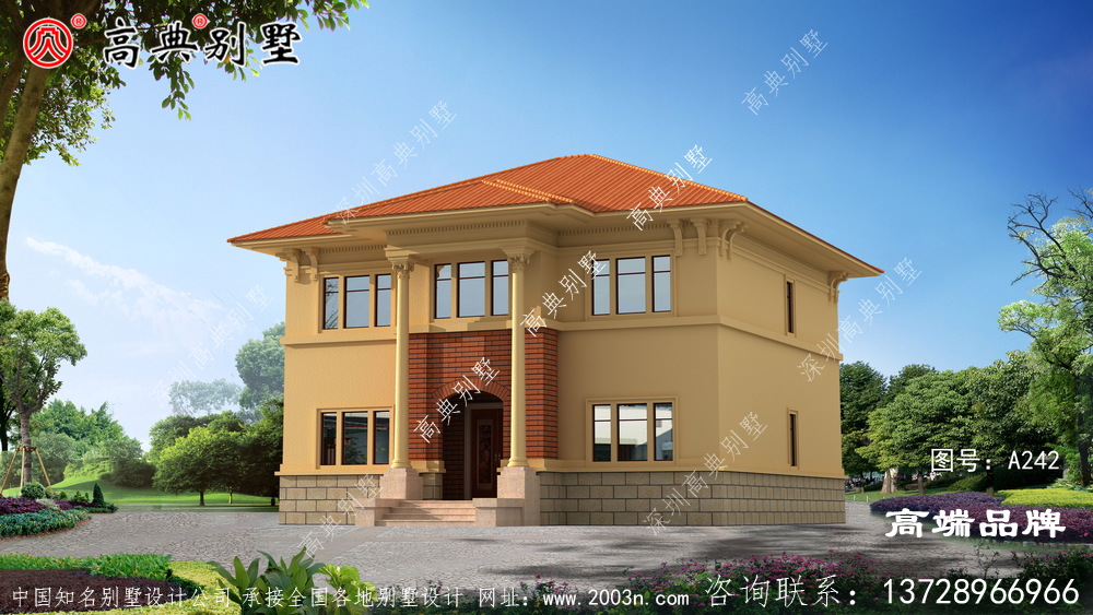 紅坡屋頂搭配暖色外墻，更具鄉(xiāng)村氛圍